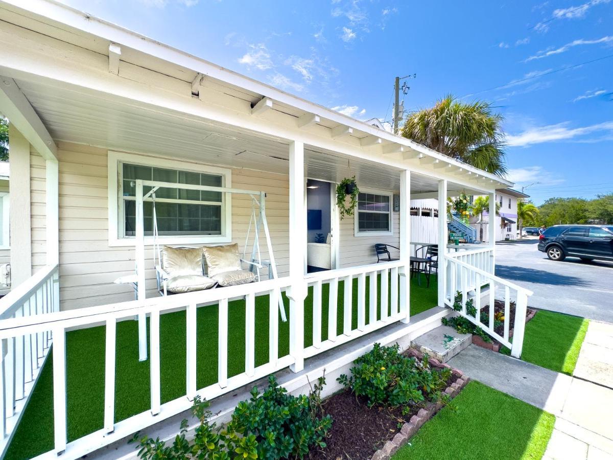 Villa 2B1B Stylish Little House W Shared Pool 511 à Clearwater Extérieur photo