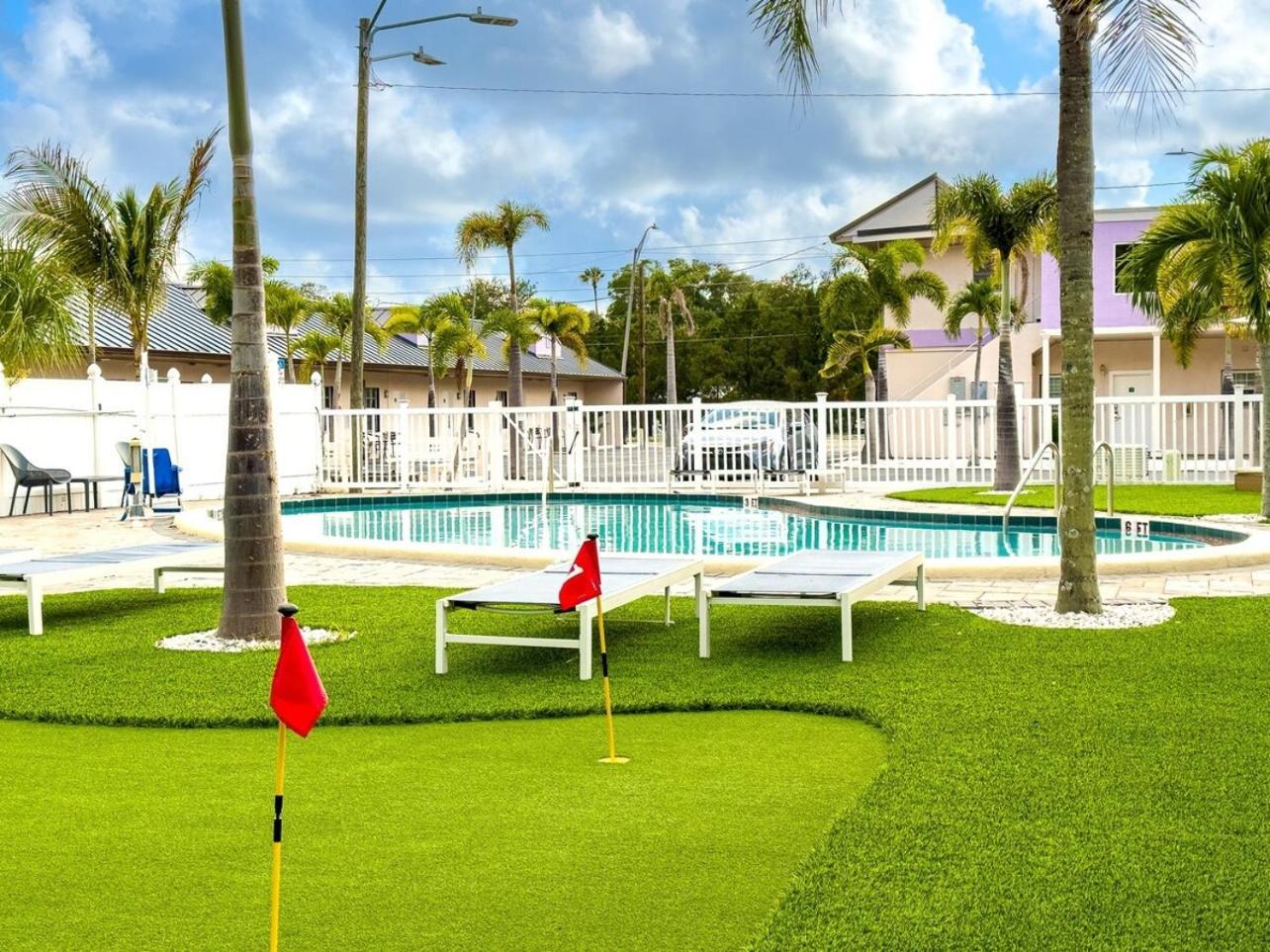 Villa 2B1B Stylish Little House W Shared Pool 511 à Clearwater Extérieur photo